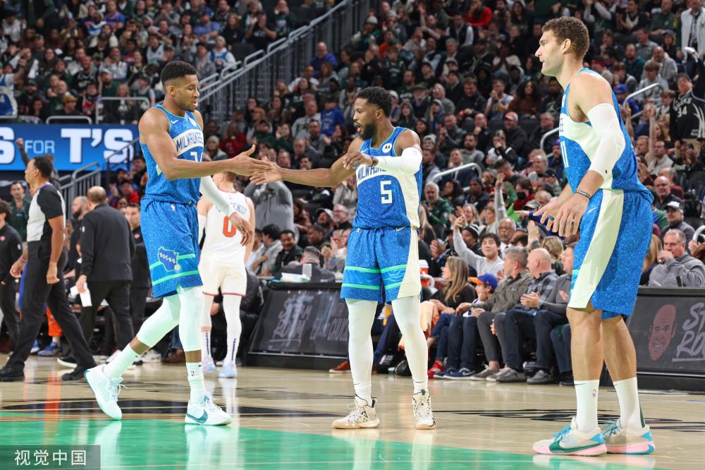 面对小牛队 面对小牛队